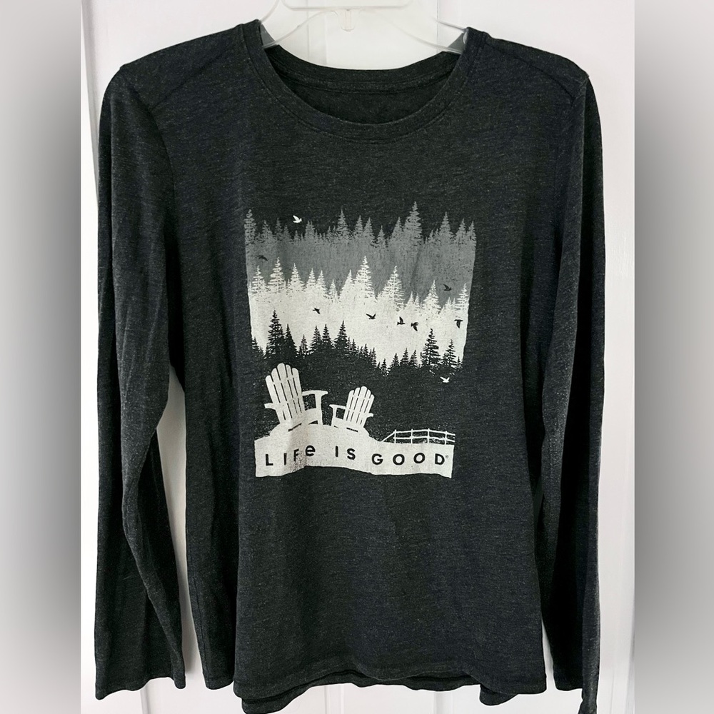 Life Is Good Grey Long Sleeve T Shirt Women’s Medium M Mountain Graphic